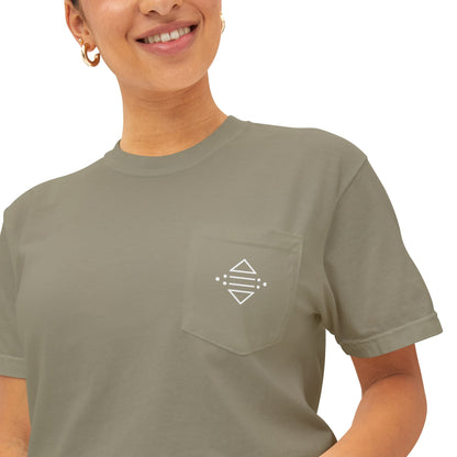 T-shirt à poche Bonorial — t-shirt teint en pièce à logo minimal